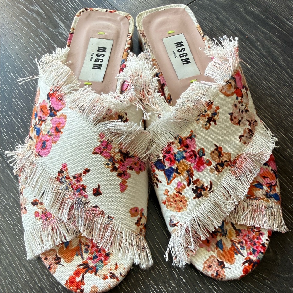 MSGM Milano-Floral slide linen sandals: Size 10